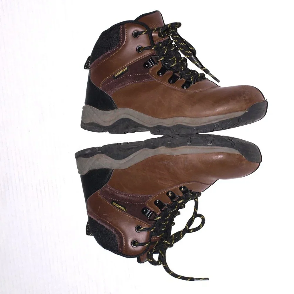 Boys Brown Magellan Outdoors Waterproof Boots Size 5 D